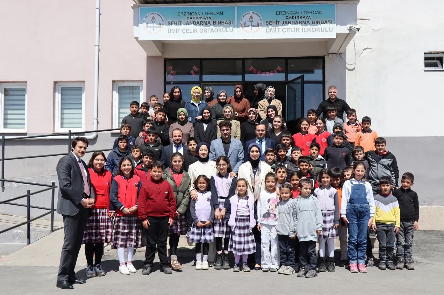 Tercan Kaymakamı Duman’dan okullara ziyaret
?v=1