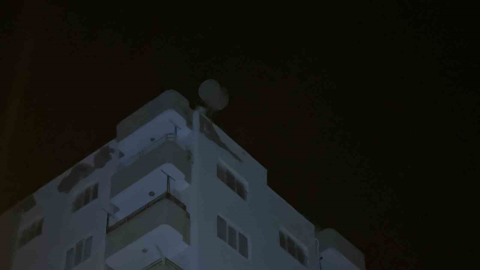 Şiddetli fırtına Osmaniye’yi vurdu: Güneş enerjileri yerinden söktü
?v=1