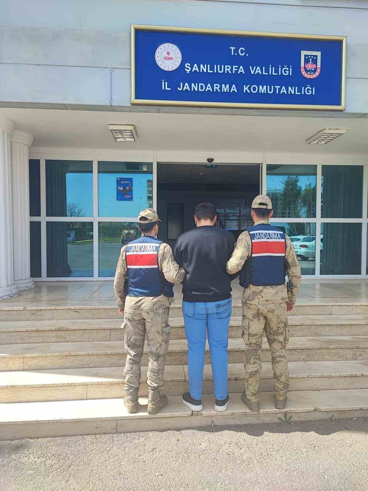 Şanlıurfa’da 3 yıl hapis cezası bulunan firari yakalandı
?v=1