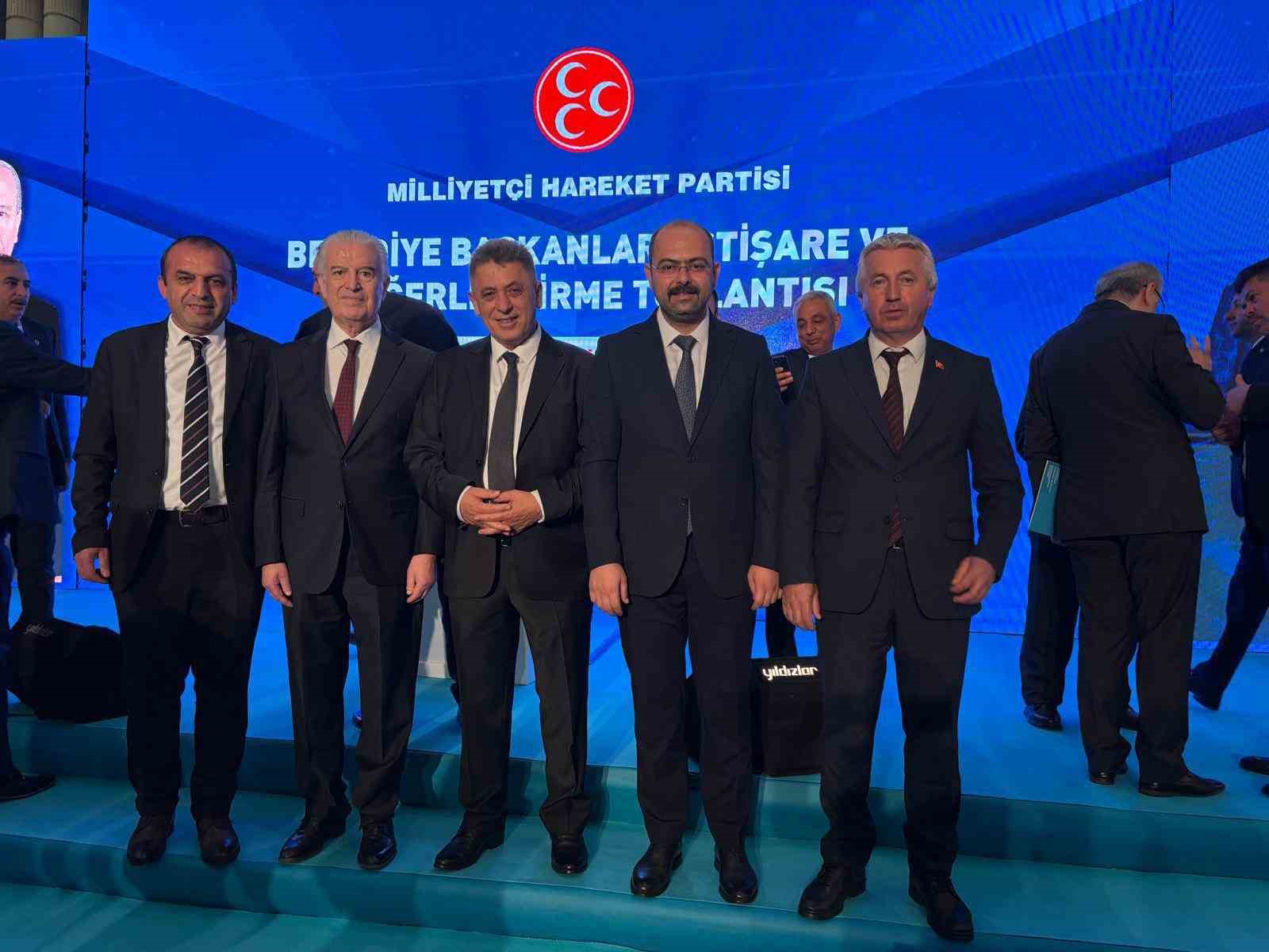 Tosya Belediye Başkanı Kavaklıgil, Belediye Başkanları İstişare Toplantısına katıldı
?v=1