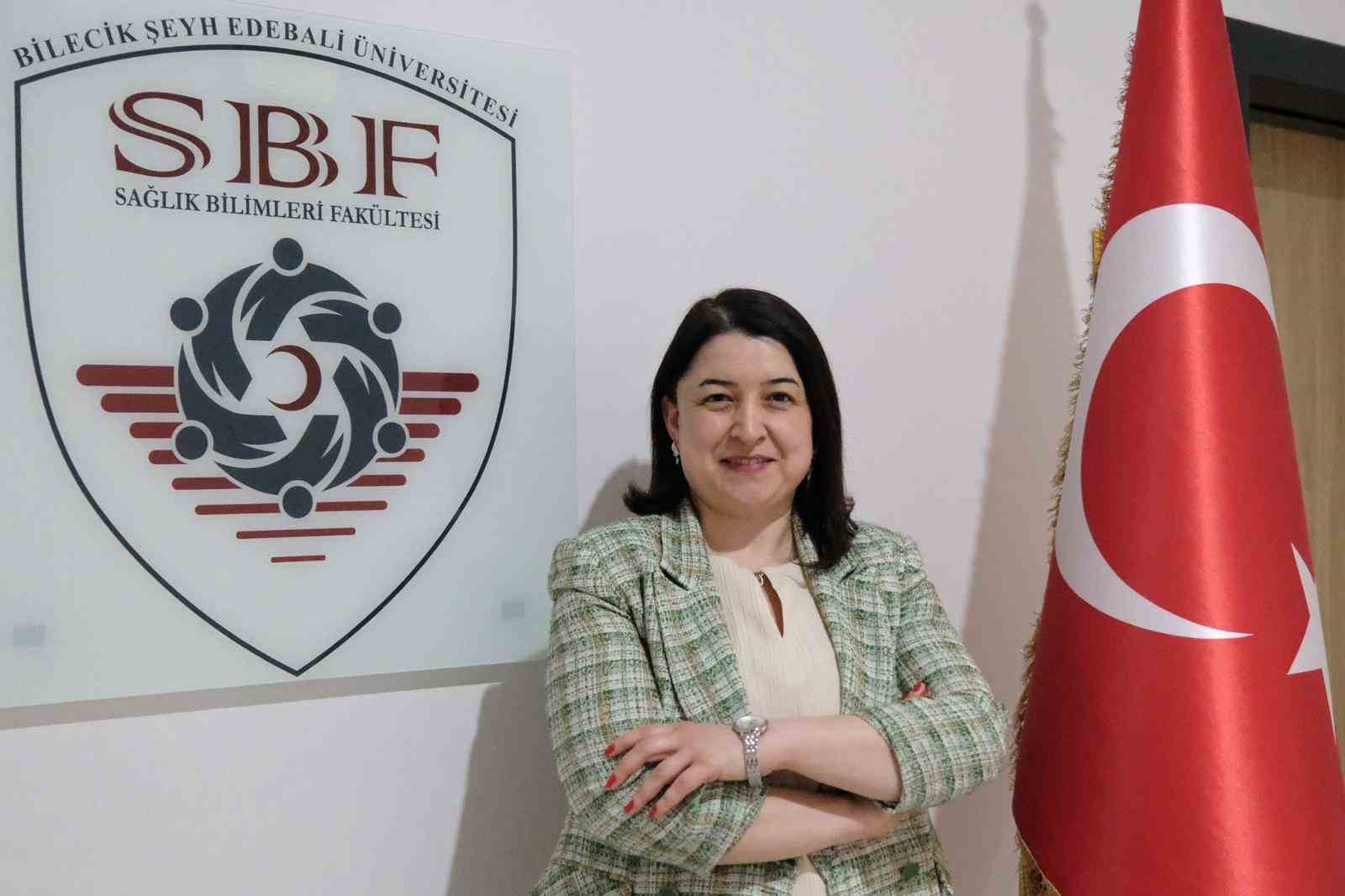 BŞEÜ’den hemşirelik eğitiminde uluslararası arenada ses getiren çalışma
?v=1