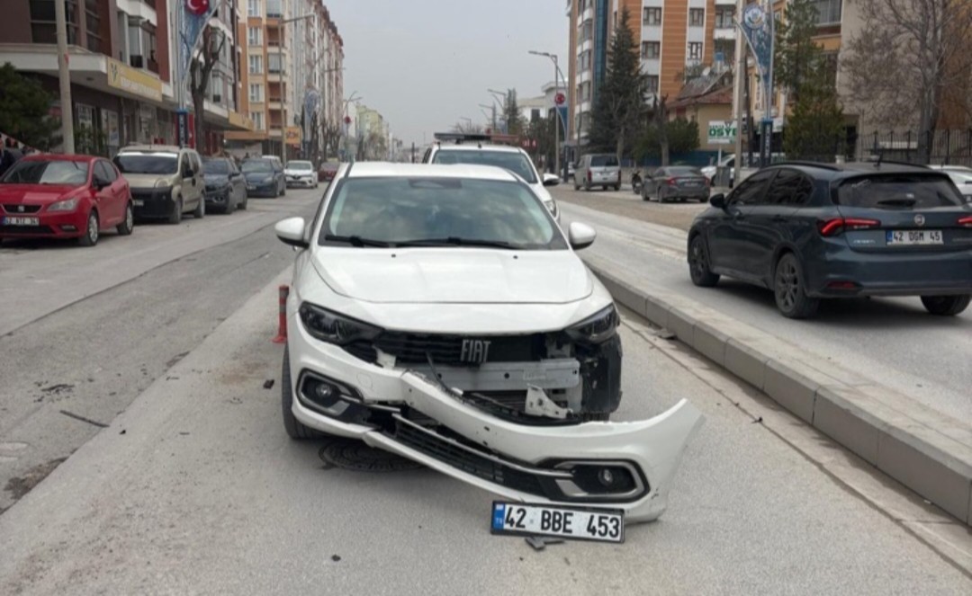 Karapınar’da otomobil ile motosiklet çarpıştı: 1 yaralı
?v=1