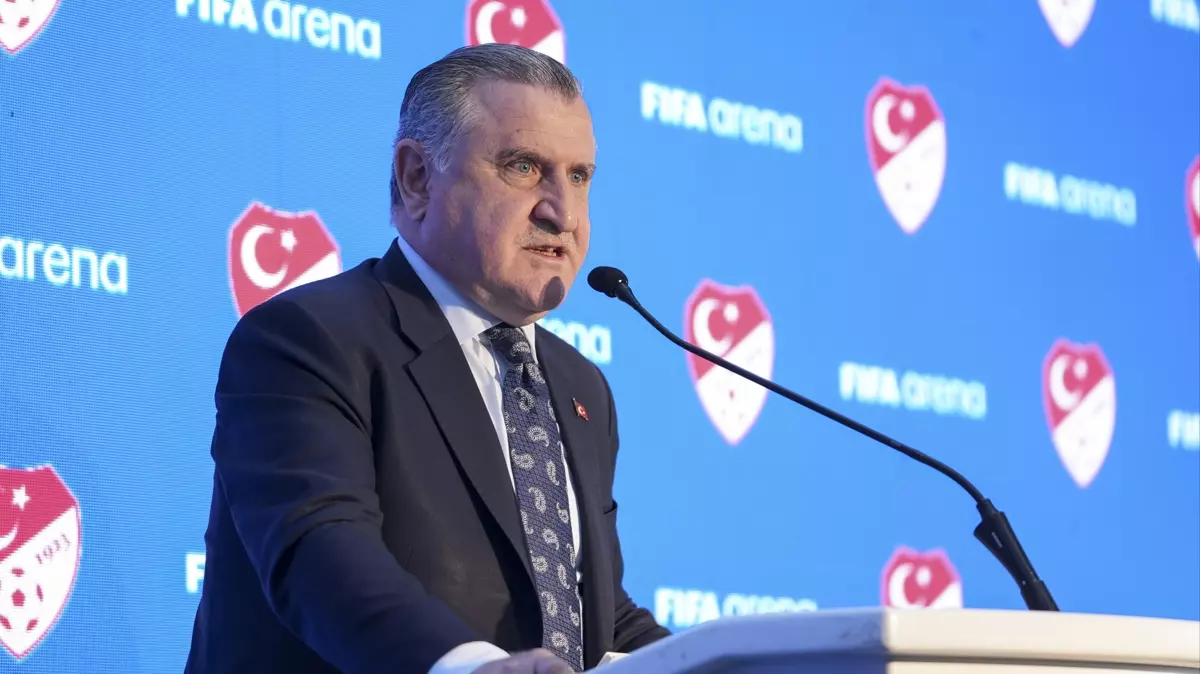 Bakan Bak’tan, Bursaspor Ve Batman Petrolspor için tebrik mesajı
