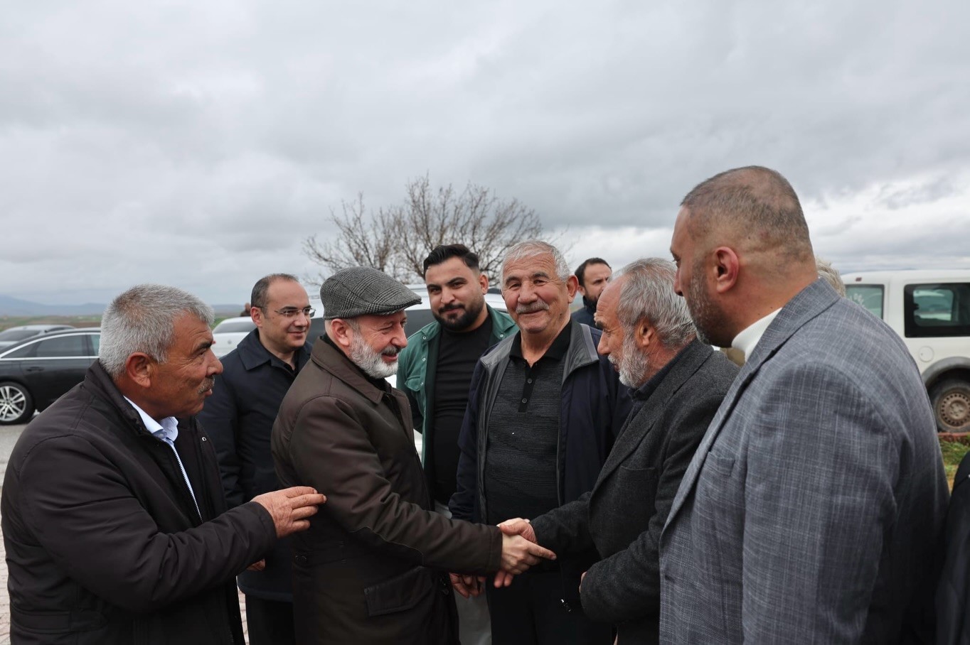 Başkan Çolakbayrakdar:  Hizmetlerimizle kırsalın değerine değer katıyoruz 
?v=1