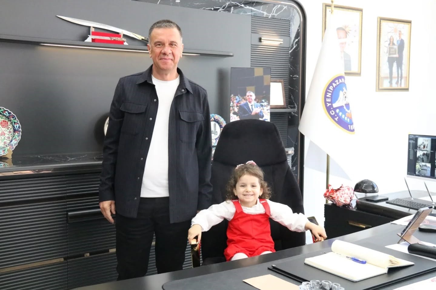 Başkan Ercan, koltuğunu devretti
?v=1