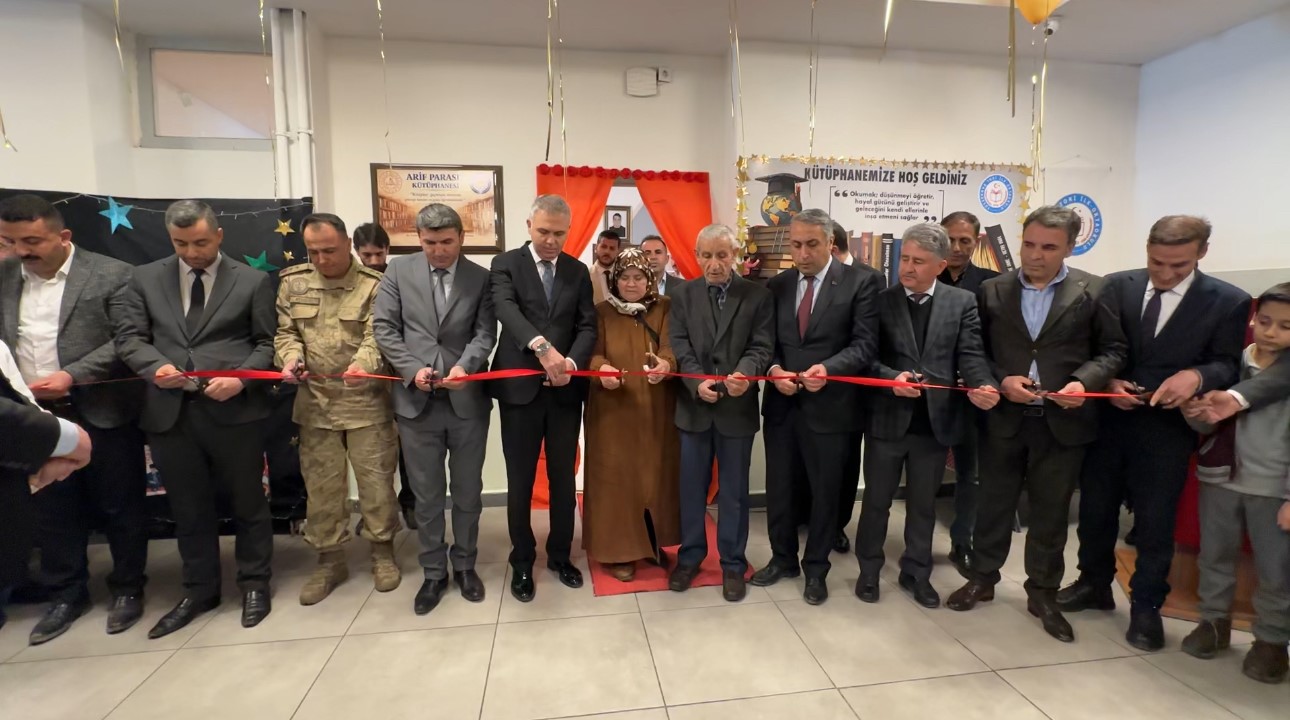 Hayatını kaybeden Gümrük Muhafaza Memurunun adı Yüksekova’da kütüphanede yaşayacak
?v=1