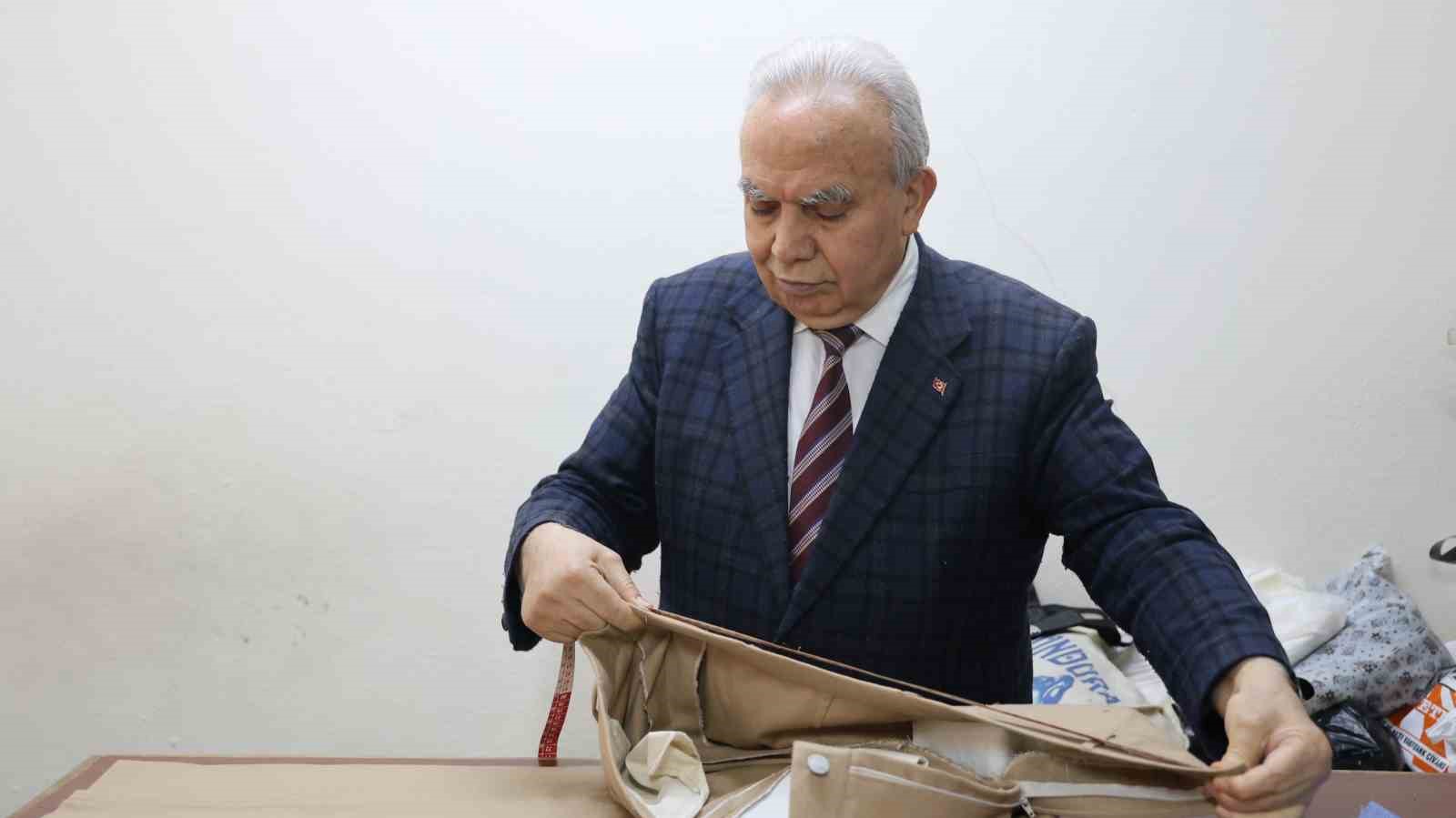 Terziliğe başladığı dükkanda emekli oldu
?v=1