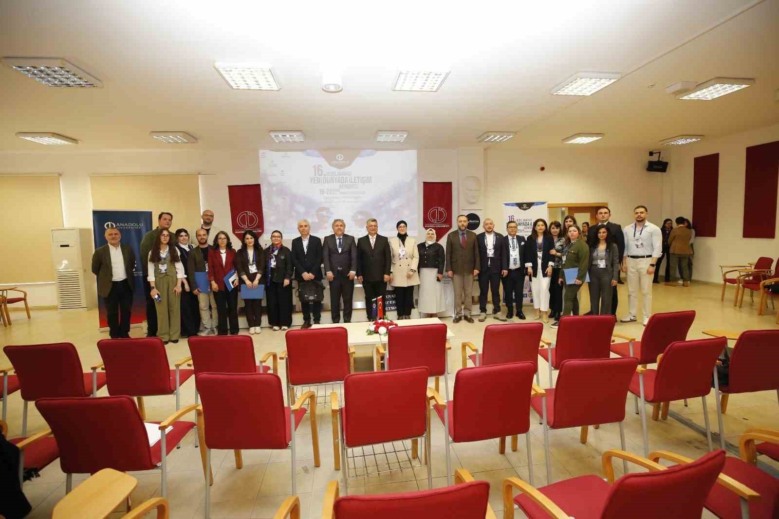 Anadolu’da  16. Uluslararası Yeni Dünya İletişim Kongresi 
?v=1