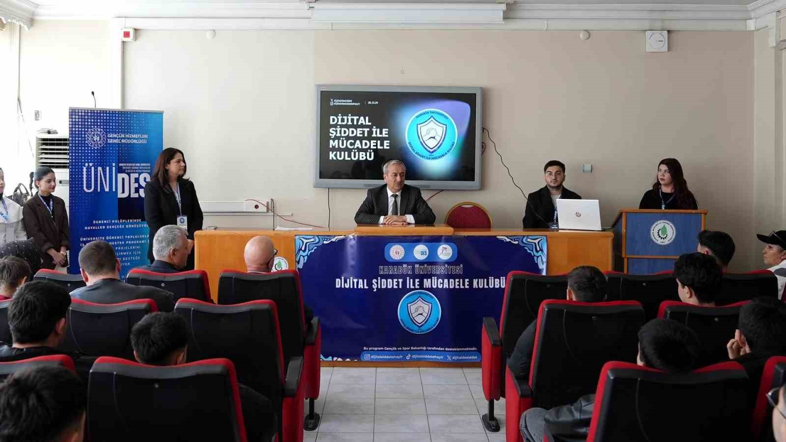 Lise öğrencilerine dijital farkındalık semineri düzenlendi
