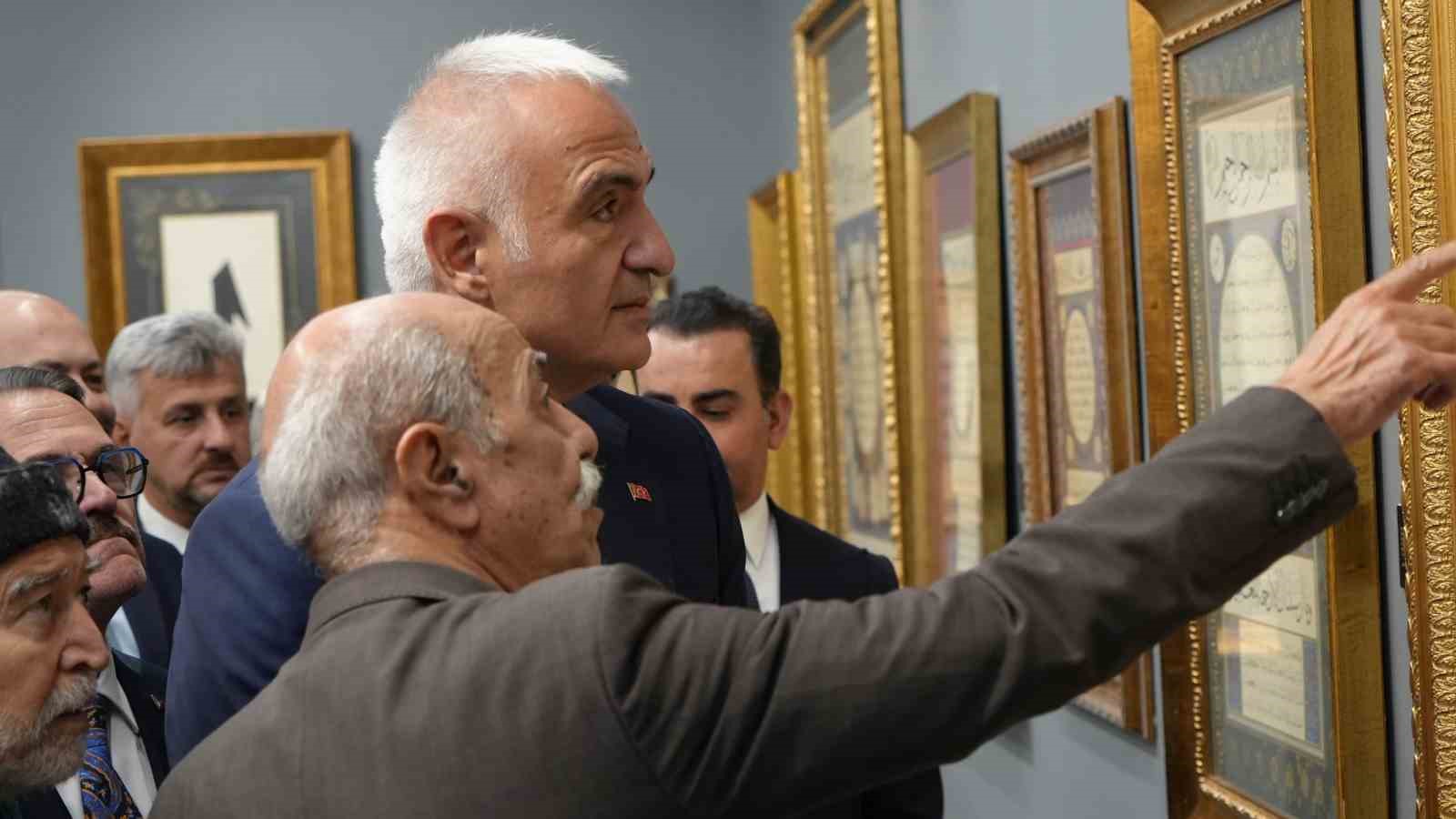 Bakan Ersoy:  Fuadname, hat ve ebruda çok geniş bir penceredir 
?v=1