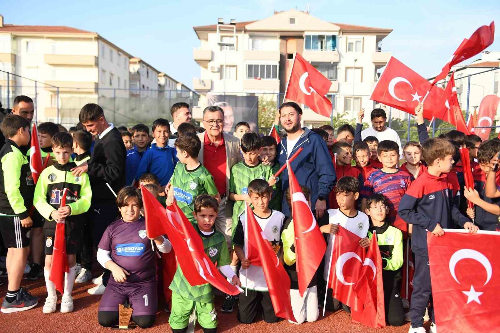 Altıeylül’de 23 Nisan coşkusun 3 gün sürecek
?v=1