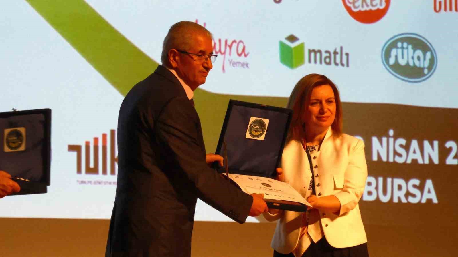 Bursa Vali Yardımcısı Doğan:  30-40 yıl içinde artan dünya nüfusuna ne toprak ne de üretim yetecek 
?v=1