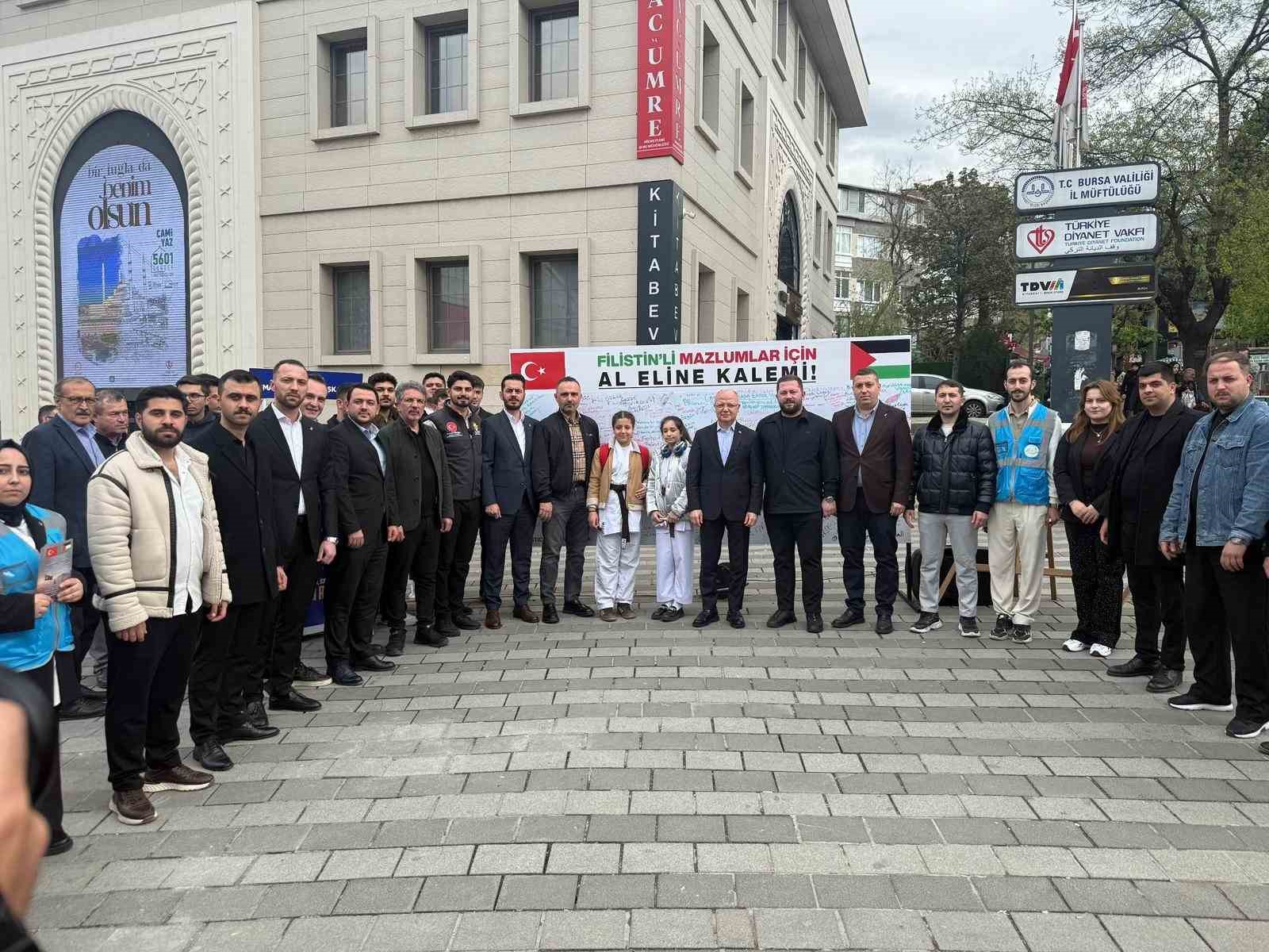 Bursalılar, Filistin için tarihe not düştü
?v=1