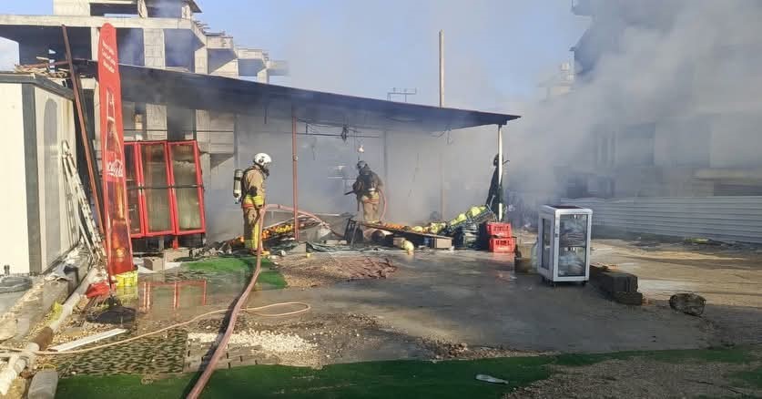 Defne’de iş yeri alevlere teslim oldu
?v=1