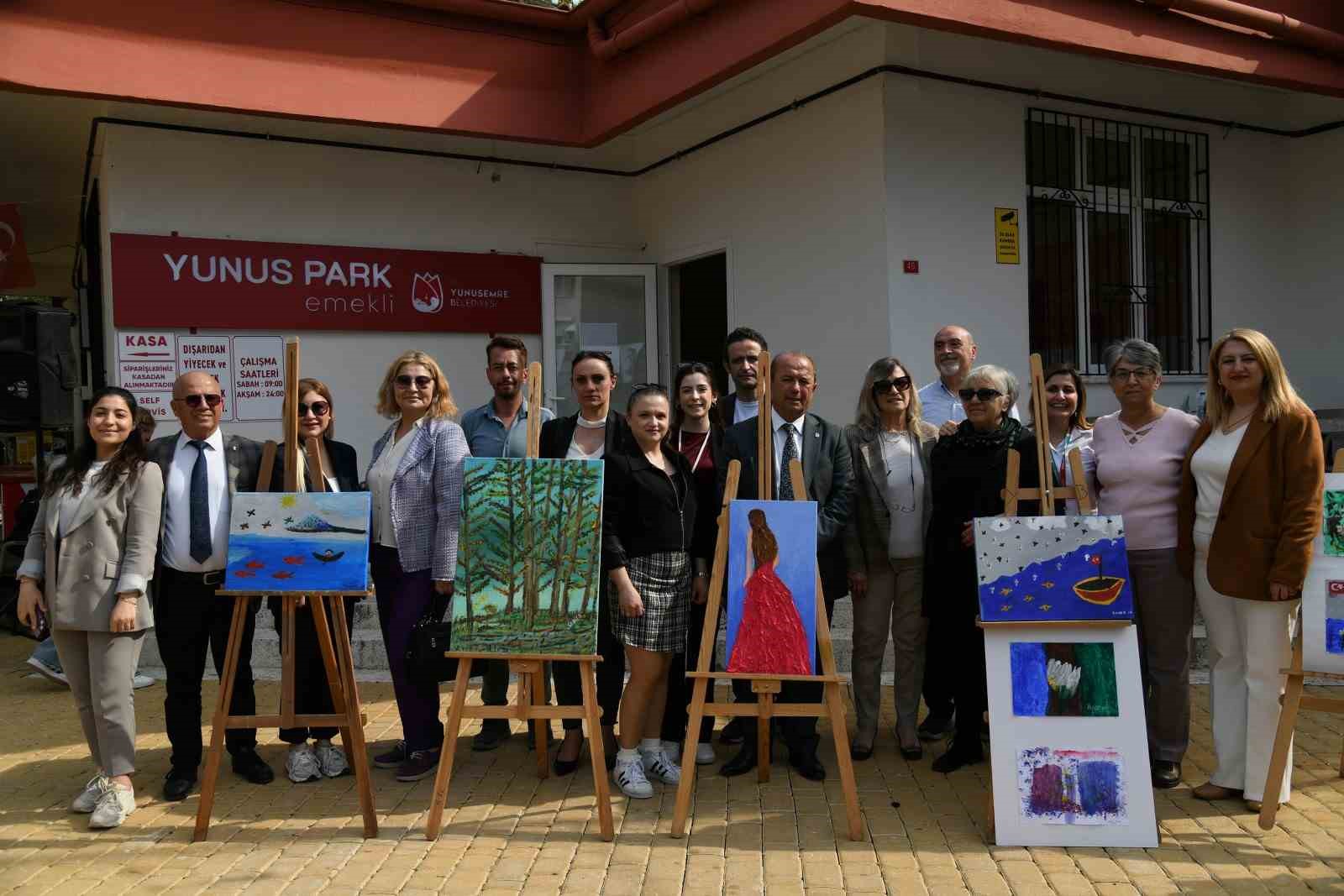 Emekli Kafe’de duygu dolu sergi
?v=1