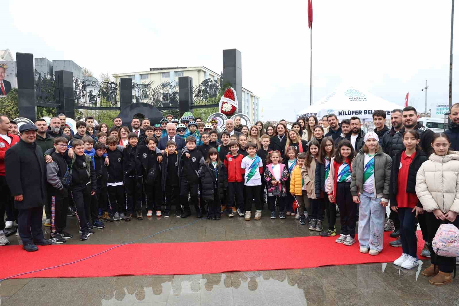 Nilüfer, 23 Nisan’ı Cumhuriyet Meydanı’nda kutladı
?v=1