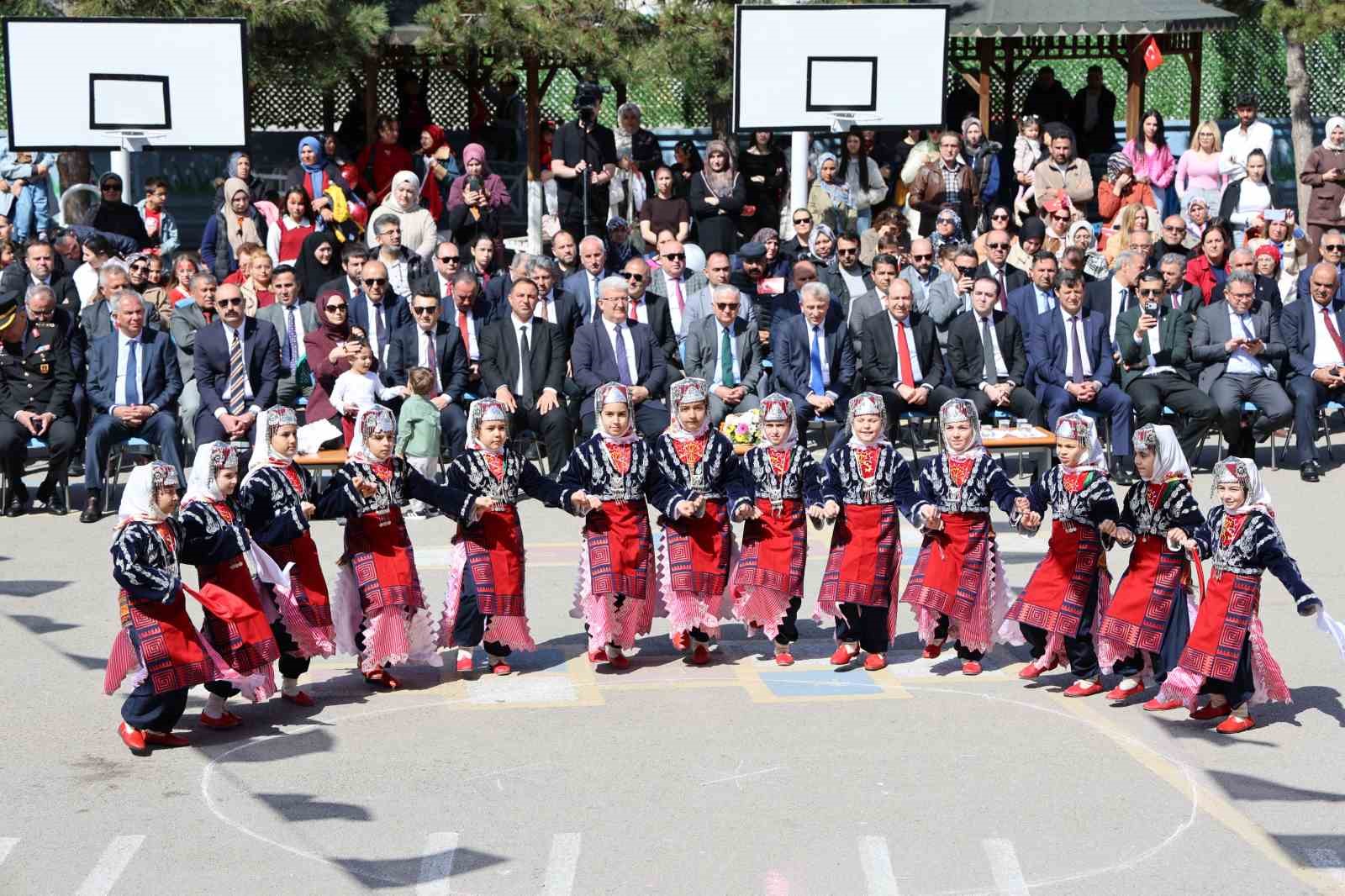 Aksaray’da 23 Nisan coşkuyla kutlandı
?v=1