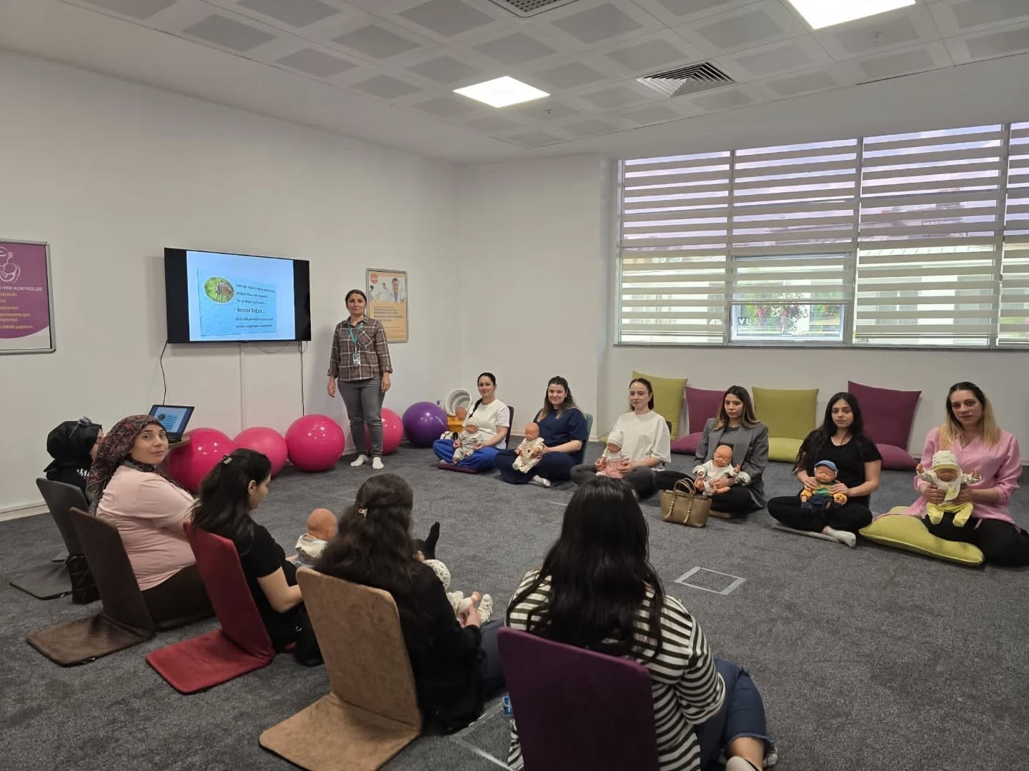 Nazilli’de  Gebe Okulu  ile anne adaylarına kapsamlı eğitim
?v=1