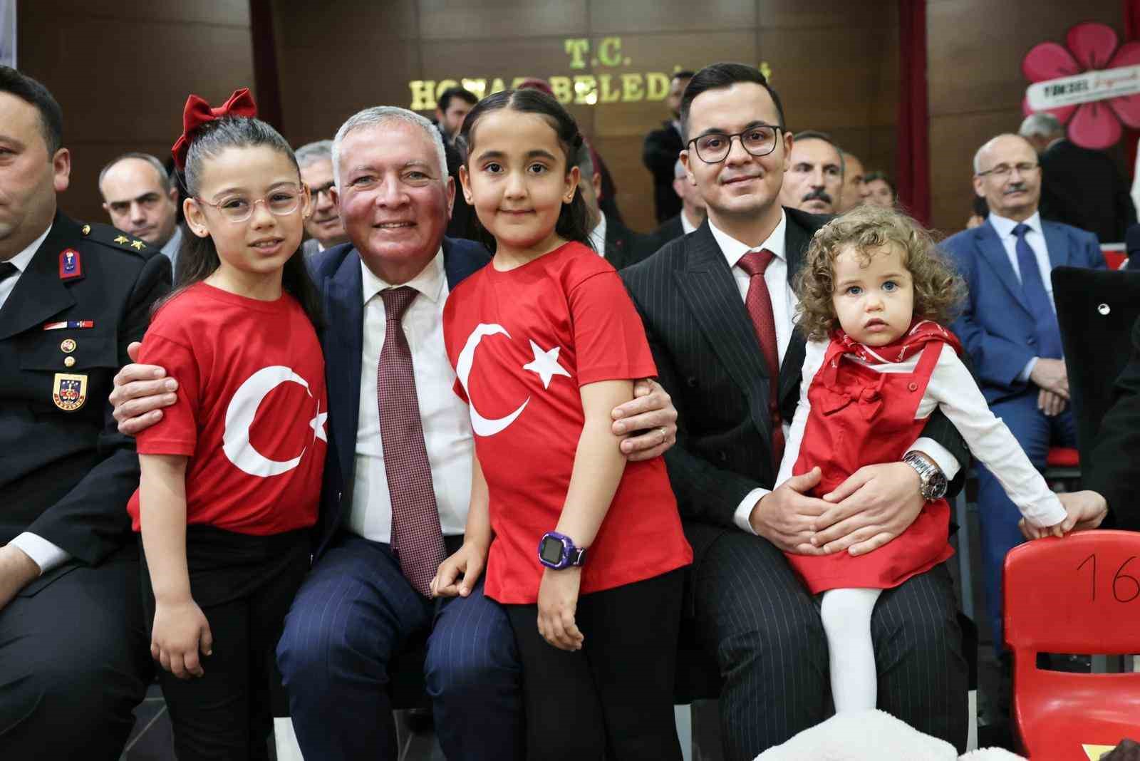 Honaz’da 23 Nisan’da coşku ve hüzün bir arada yaşandı
?v=1