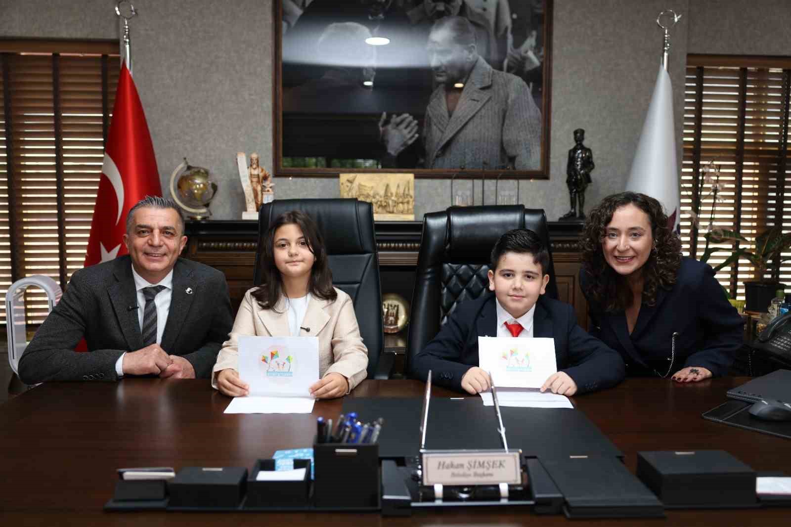 Başkan Şimşek 23 Nisan’ı çocuklarla beraber geçirdi
?v=1