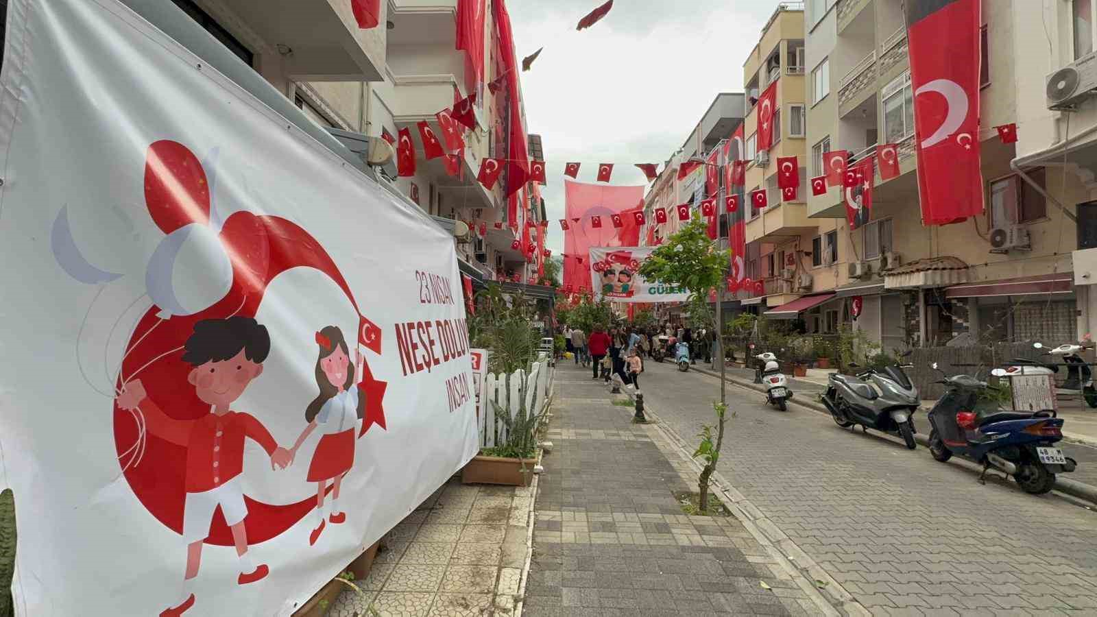 Marmaris’te 105 Sokak’ta bayram coşkusu büyüdü
?v=1