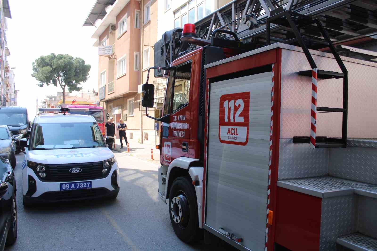 Çatıda yaktığı kablo ekipleri harekete geçirdi
?v=1