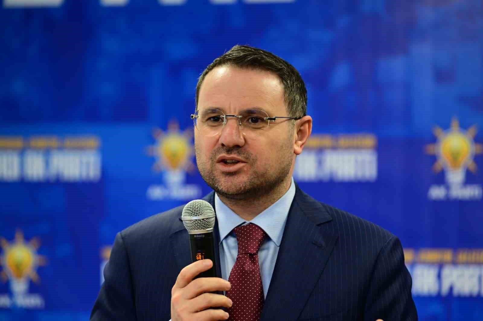 Bakan Gürlek:  AK Parti dava partisidir, gönül partisidir 
?v=1