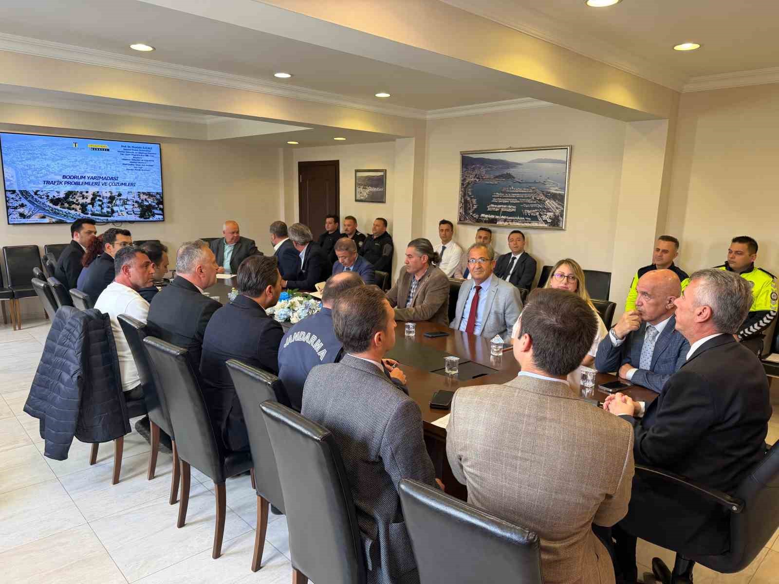Bodrum’daki ulaşım sorunu masaya yatırıldı
?v=1