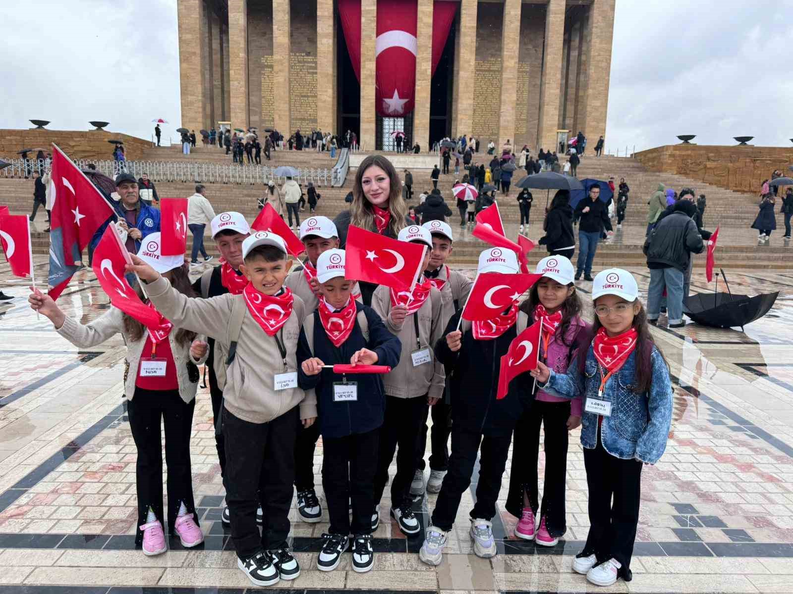 Diyadin köyünden başkente uzanan büyük hayal gerçek oldu
?v=1