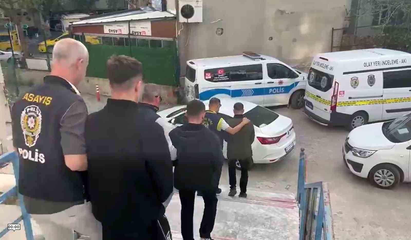 Bıçaklı yaralama olayının faili tutuklandı
?v=1