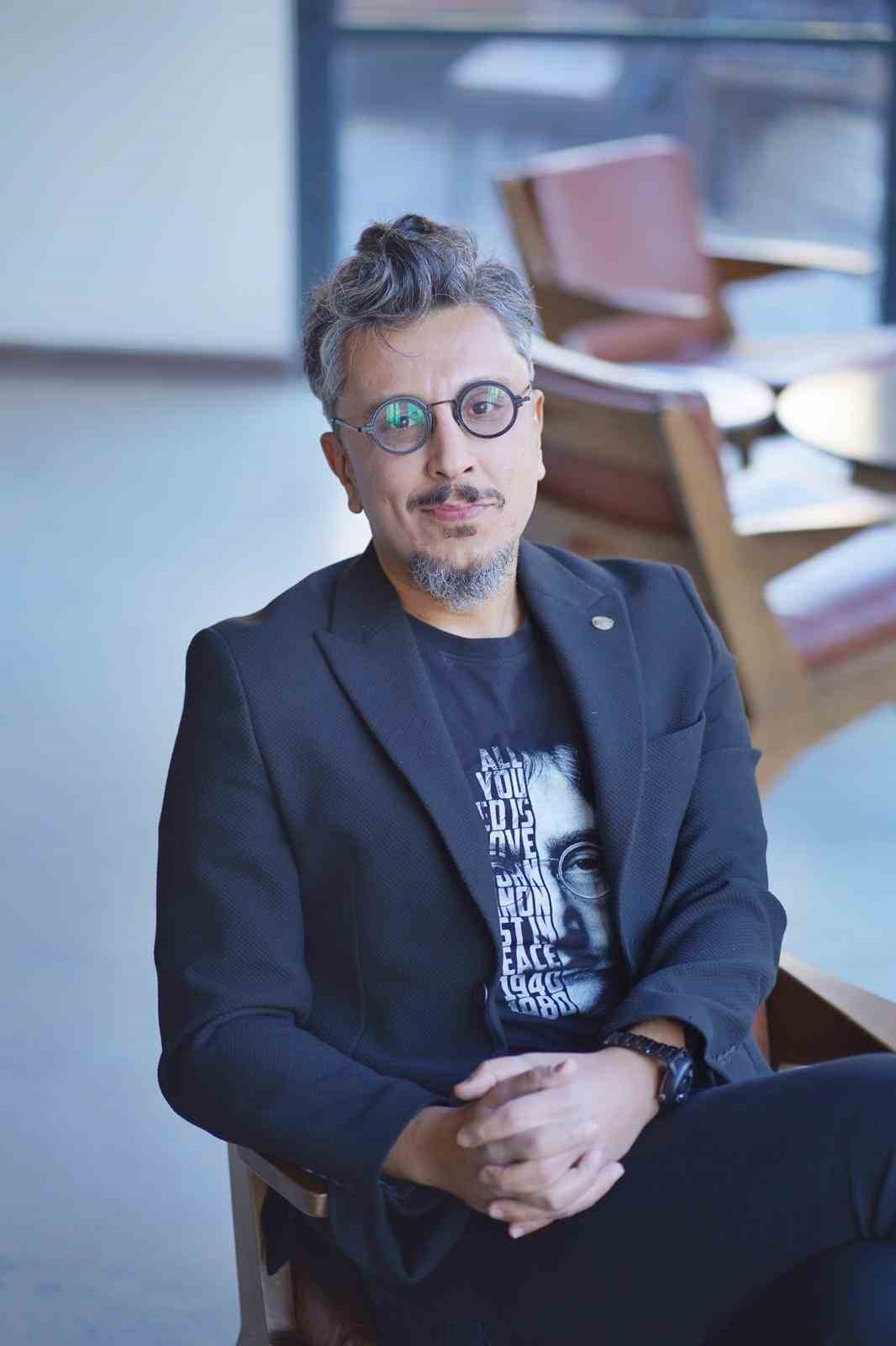 ’Satu Mare’de Dinle Beni’ okuyucu ile buluştu
?v=1