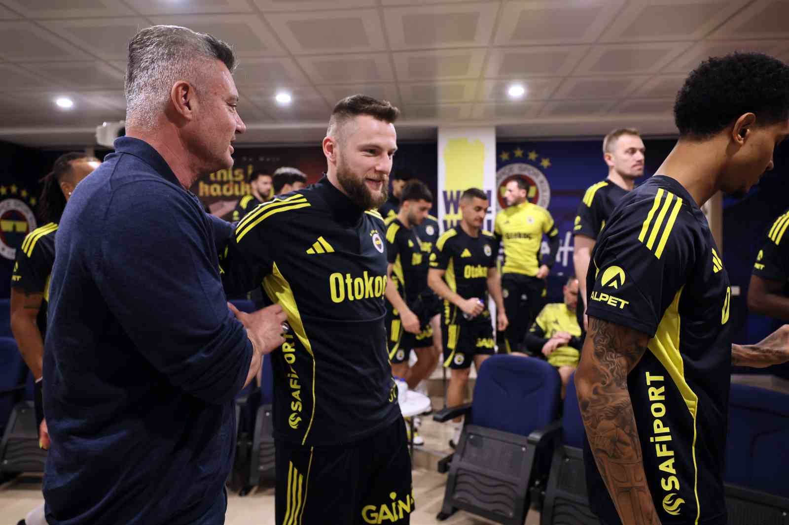 Fenerbahçe, Galatasaray derbisine hazır
?v=1