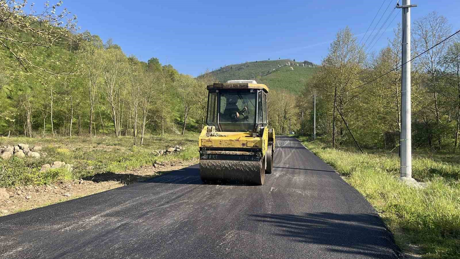 Gölyaka’da 2,7 kilometrelik sıcak asfalt çalışması tamamlandı
?v=1