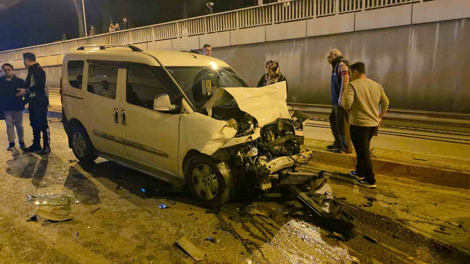 Antalya’da 11 araçlı zincirleme kaza: 1 yaralı
?v=1