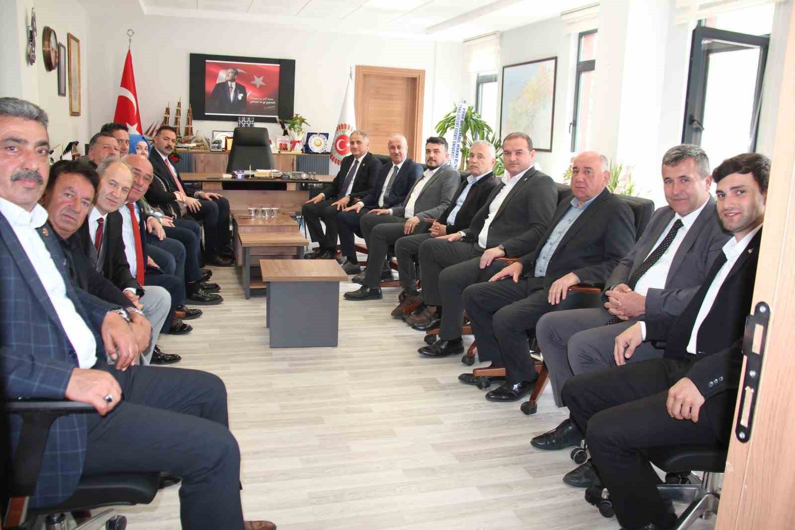 AK Parti heyetinden Karaveli’ye ziyaret
?v=1