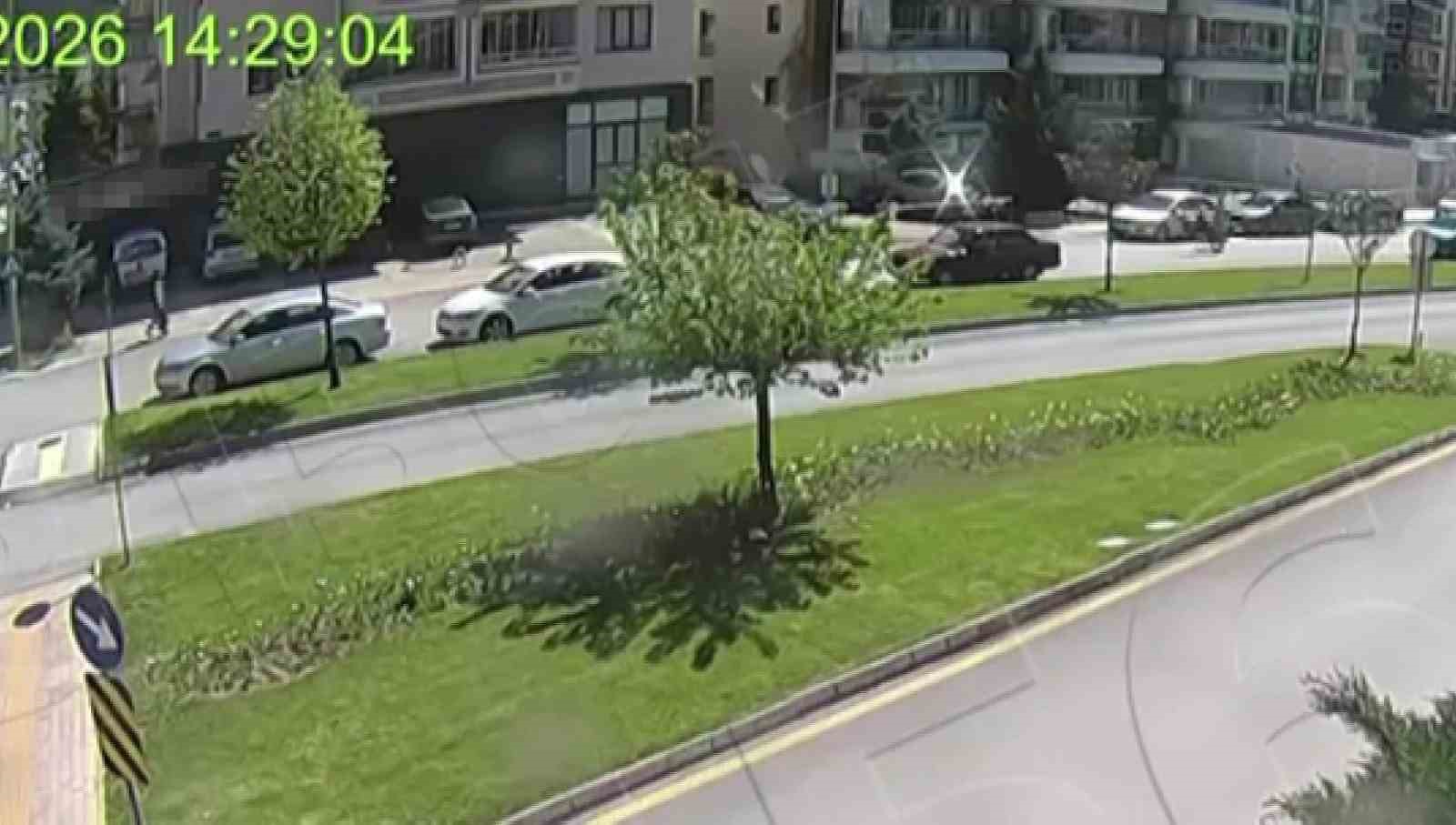 Motosikletin önünü 3 saniyeliğine kaldırdı, 46 bin TL ceza yedi
?v=1