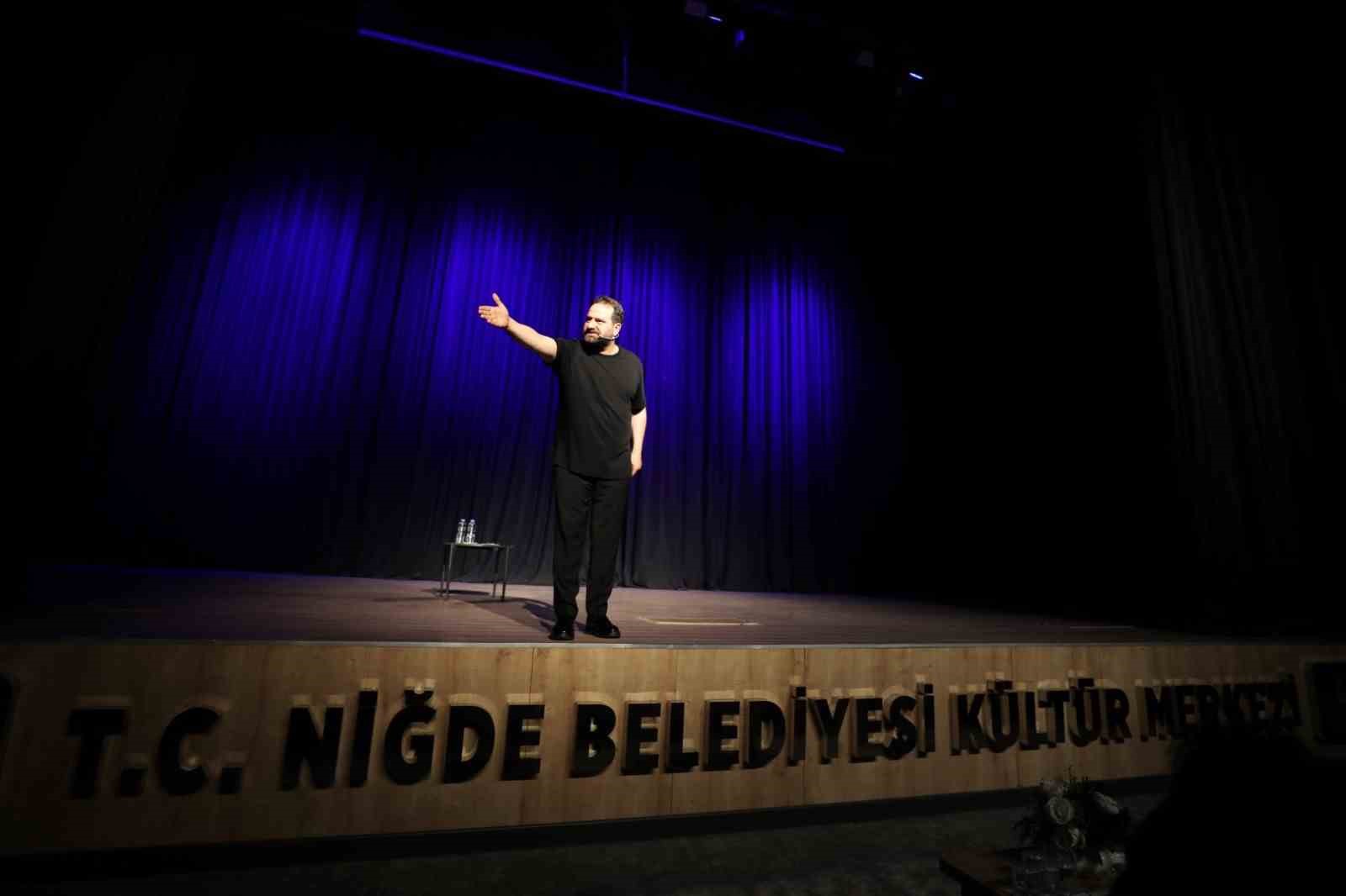 Niğde 3. Tiyatro Festivali sona erdi
?v=1