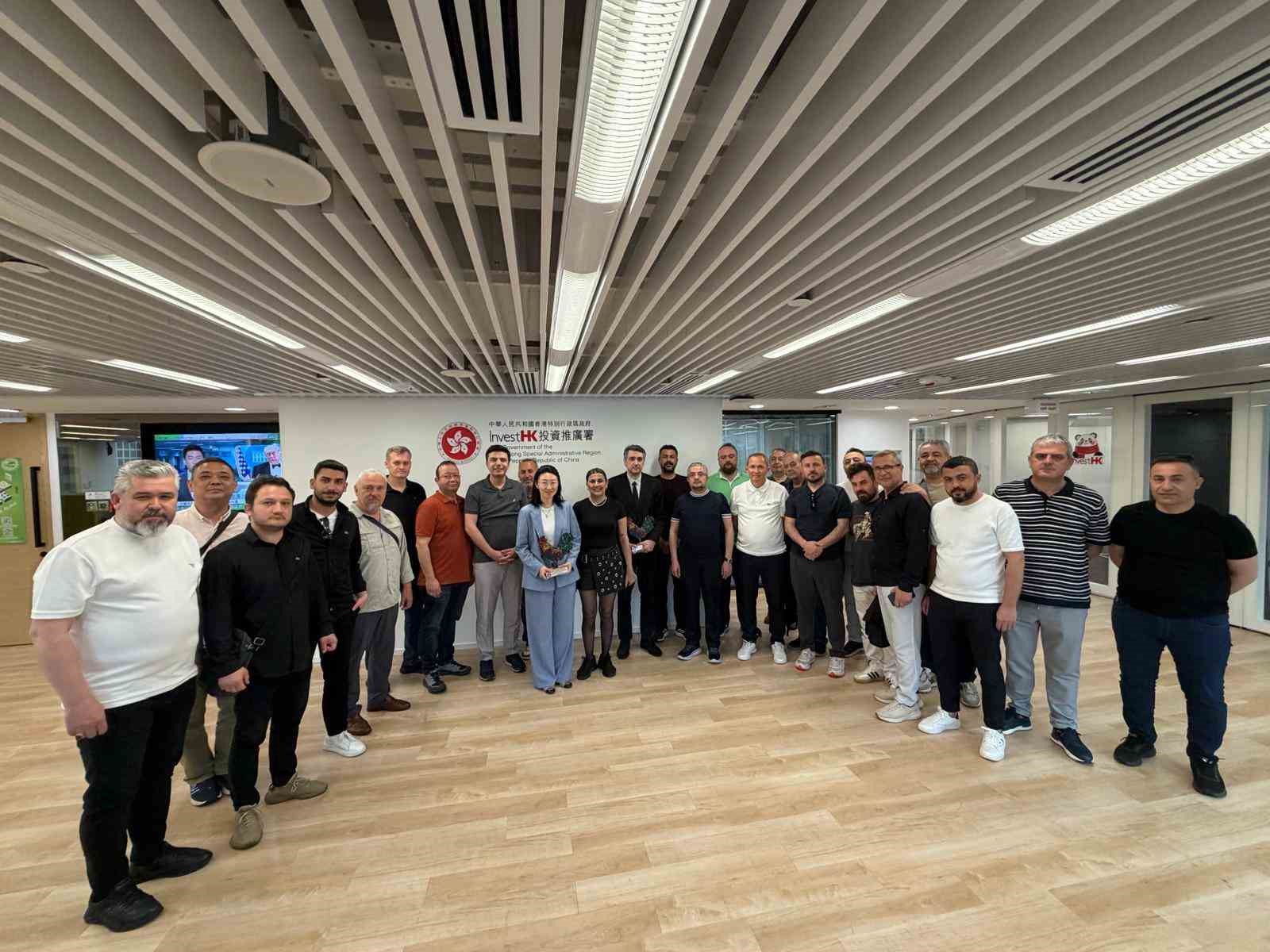 Denizli Ticaret Odası, Çin’de yeni pazar arayışı toplantısı yaptı
?v=1