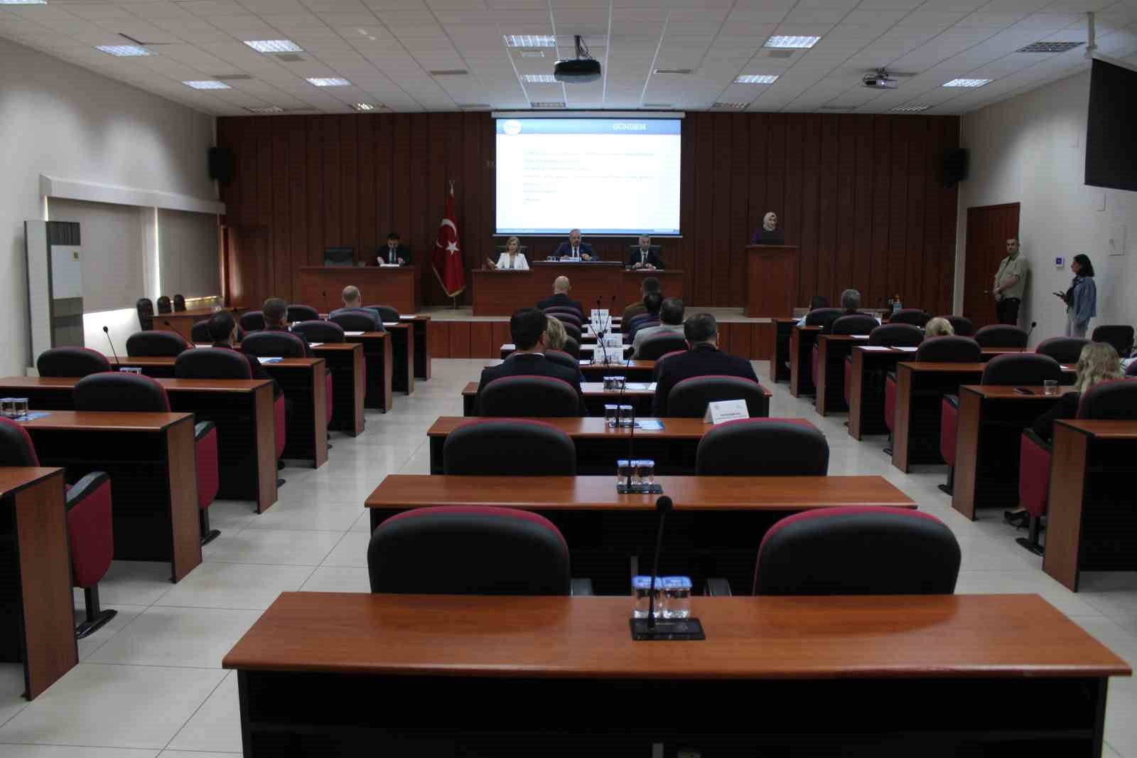 Aydın’ın kayıtlı işgücü sayısı 100 bin oldu
?v=1