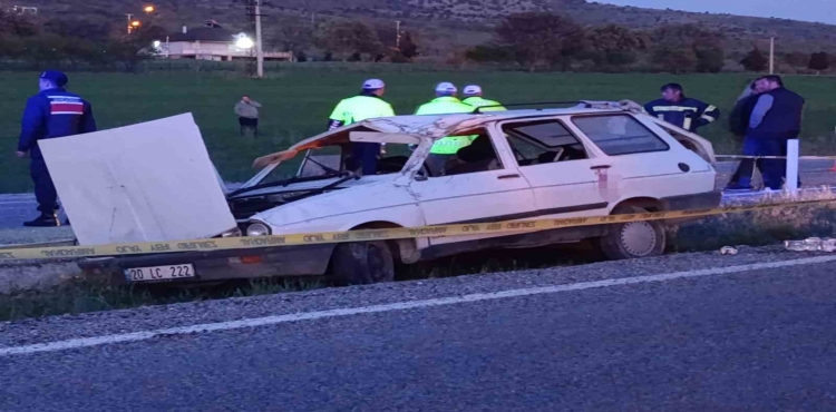 Denizli’de otomobil takla attı: 1 ölü, 4 yaralı?v=1