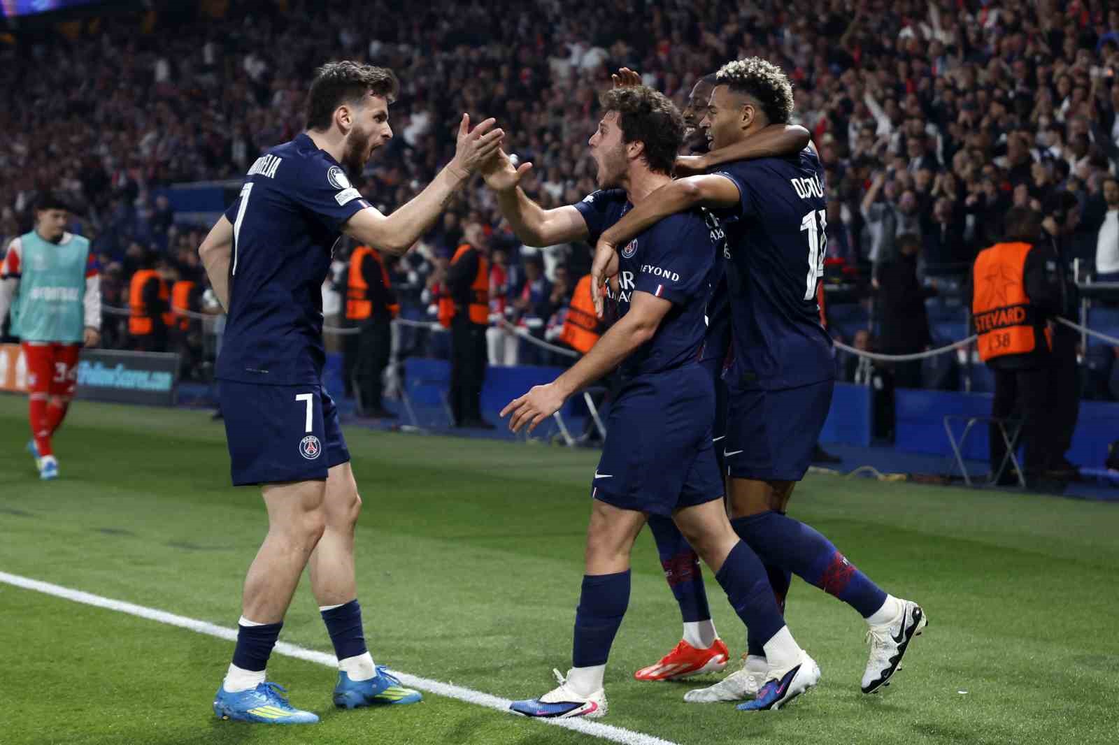 Devler Ligi’nde 9 gollü maçın kazananı PSG
?v=1