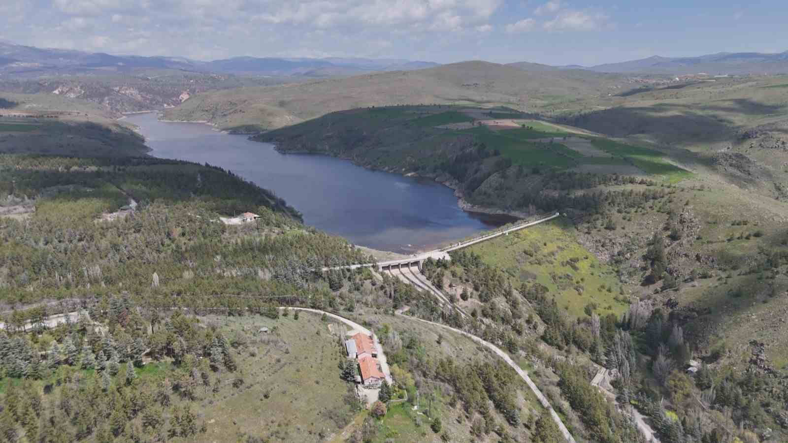 Ankara’da yağışlar ve eriyen kar suları barajlara can suyu oldu
?v=1