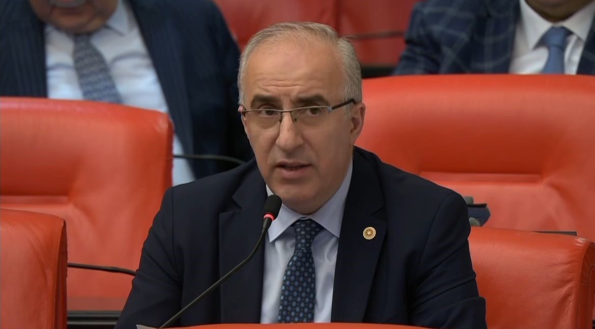 8 yıldır tamamlanamayan Bayburt-Gümüşhane Havaalanı TBMM gündeminde
?v=1