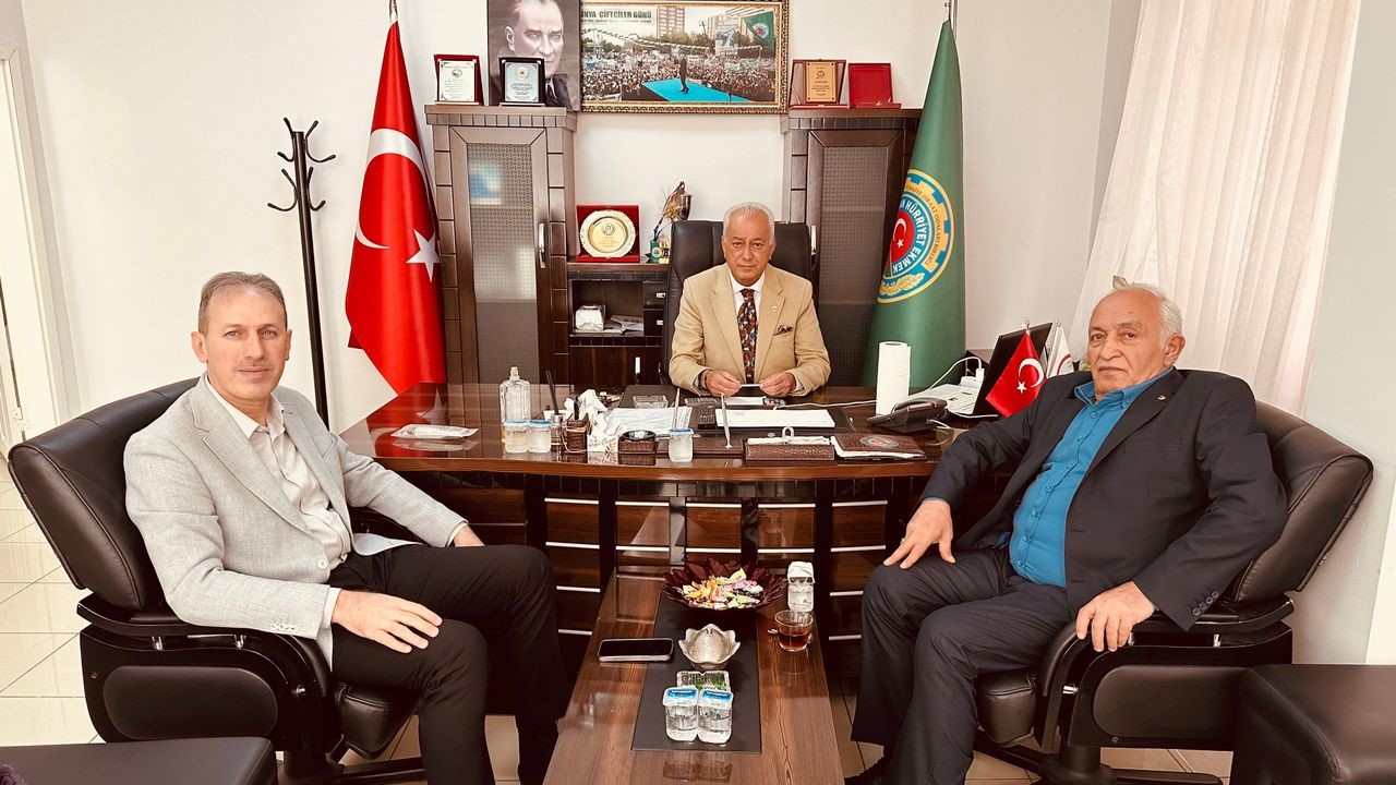 STSO Başkan Vekili Çalapkulu, Ziraat Odası Başkanı Günbat ile bir araya geldi
?v=1