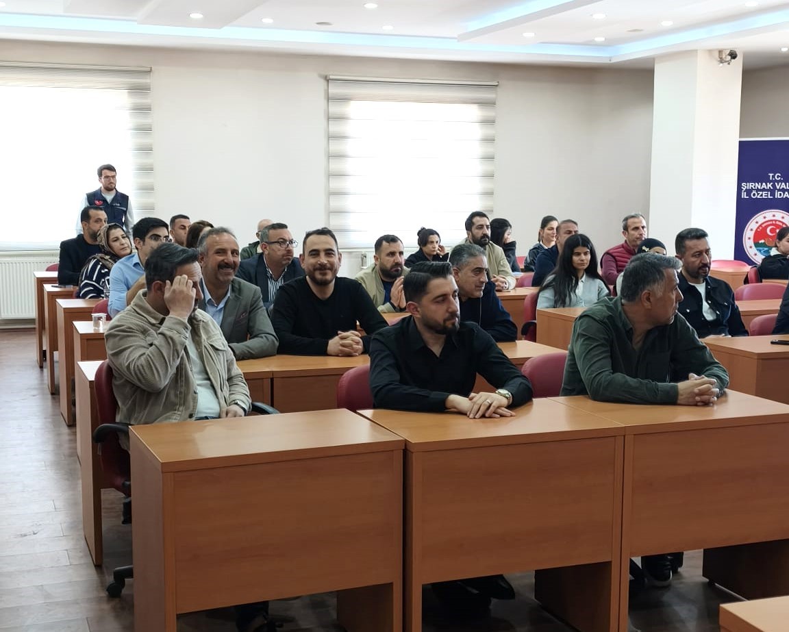 Şırnak’ta AFAD, kamu personeline KBRN ve afet farkındalık semineri
?v=1