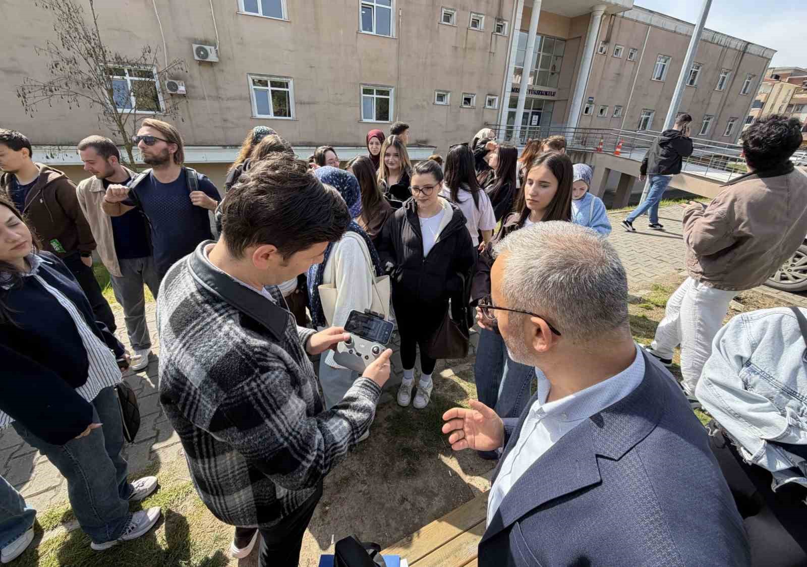 SUBÜ’lü öğrencilere uygulamalı dron eğitimi
?v=1