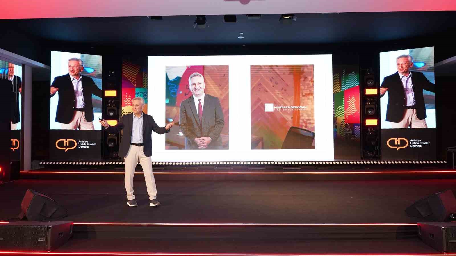  Antalya Markaları Kongresi  başladı
?v=1