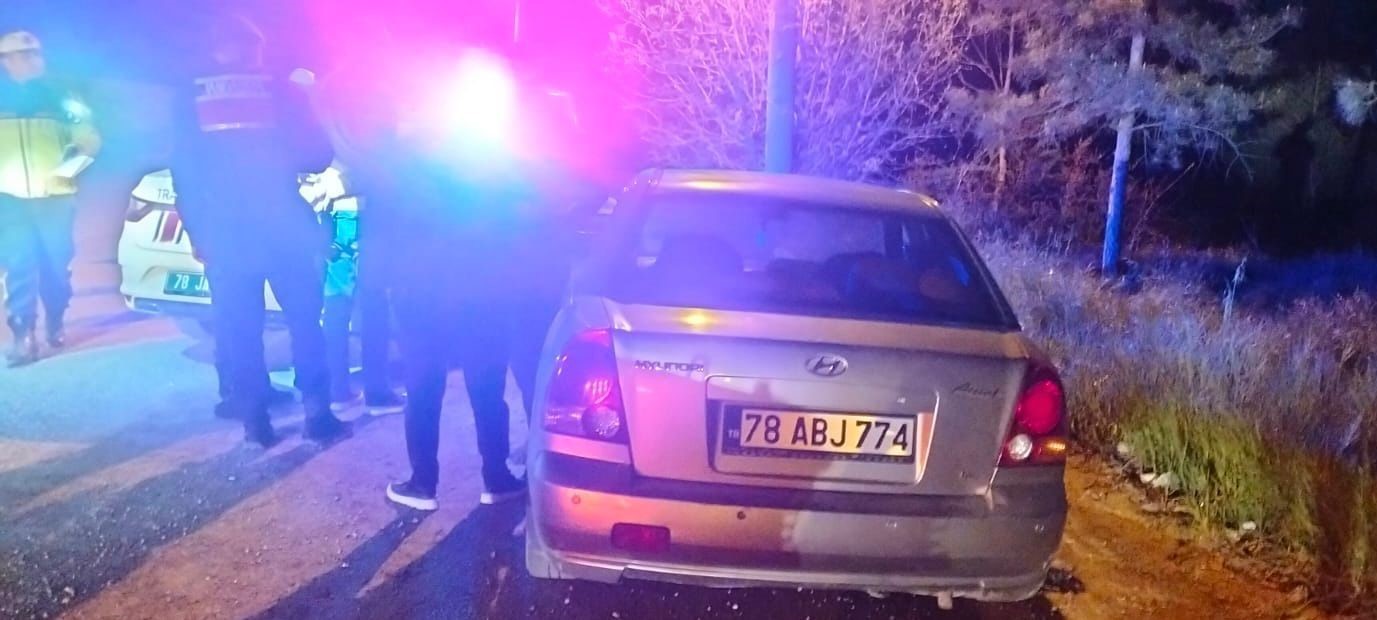 Dur ihtarına uymayan sürücü kovalamacayla yakalandı
?v=1