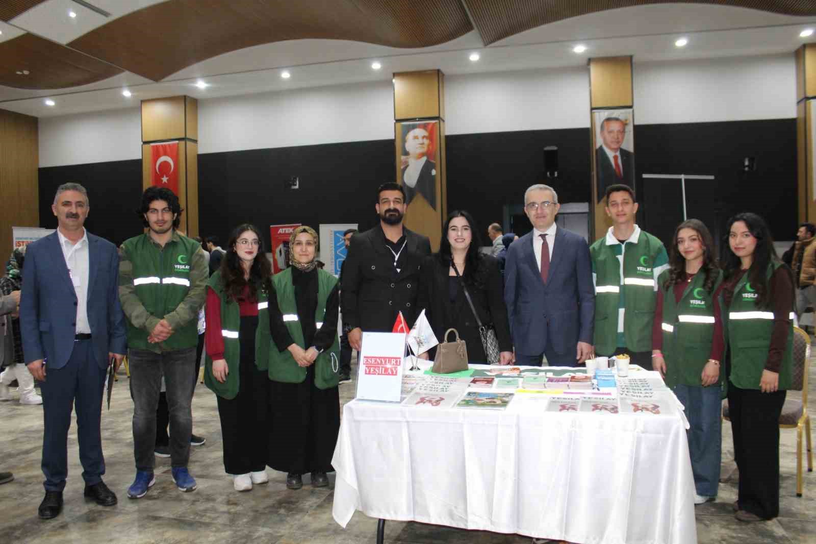 Esenyurt’ta İstihdam Seferberliği: firmalar ve vatandaşlar aynı çatıda
?v=1