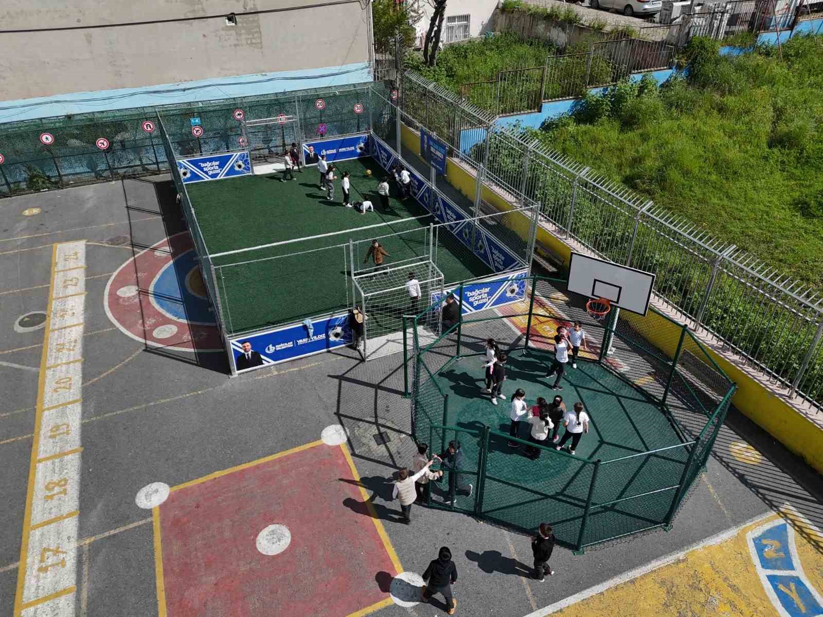 Bağcılar Belediyesi, ilçeyi spor sahalarıyla donatıyor
?v=1